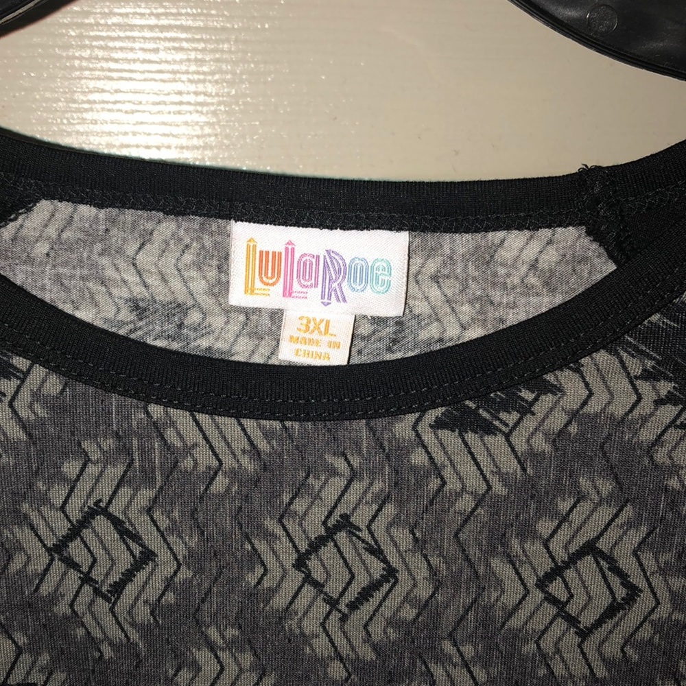 LuLaRoe Randy - Picture 2 of 3